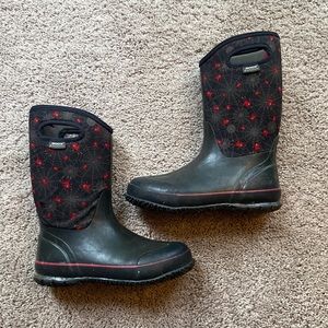 Youth Boys Girls BOGS Winter Snow Boot Creepy Crawl Print Size 6